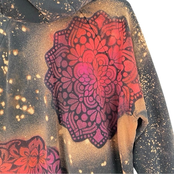 Nike Hoodie Sweatshirt Pullover Womens Size Large Mandala Stencil Upcycled Black - Picture 5 of 13